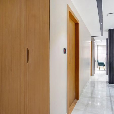 Townhouse Oak Sarusajai Stadium Dispur Екстер'єр фото